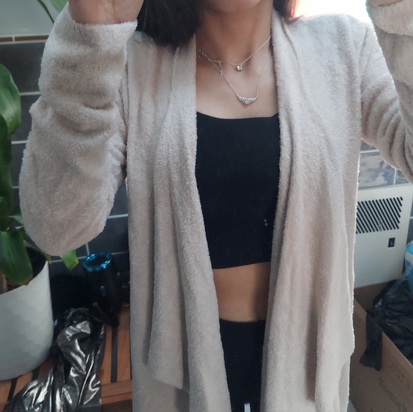 Barefoot Dreams Bamboo Chic Lite - Picture 3 of 5